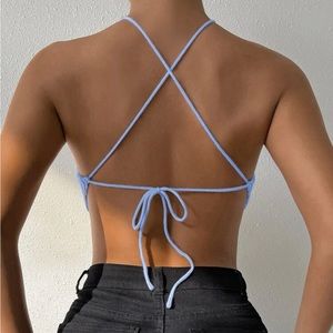 Blue tie in the back shirt